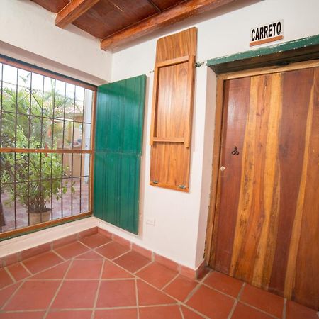 Casa Serrano - Callejon De Don Blas Mompos Exterior foto