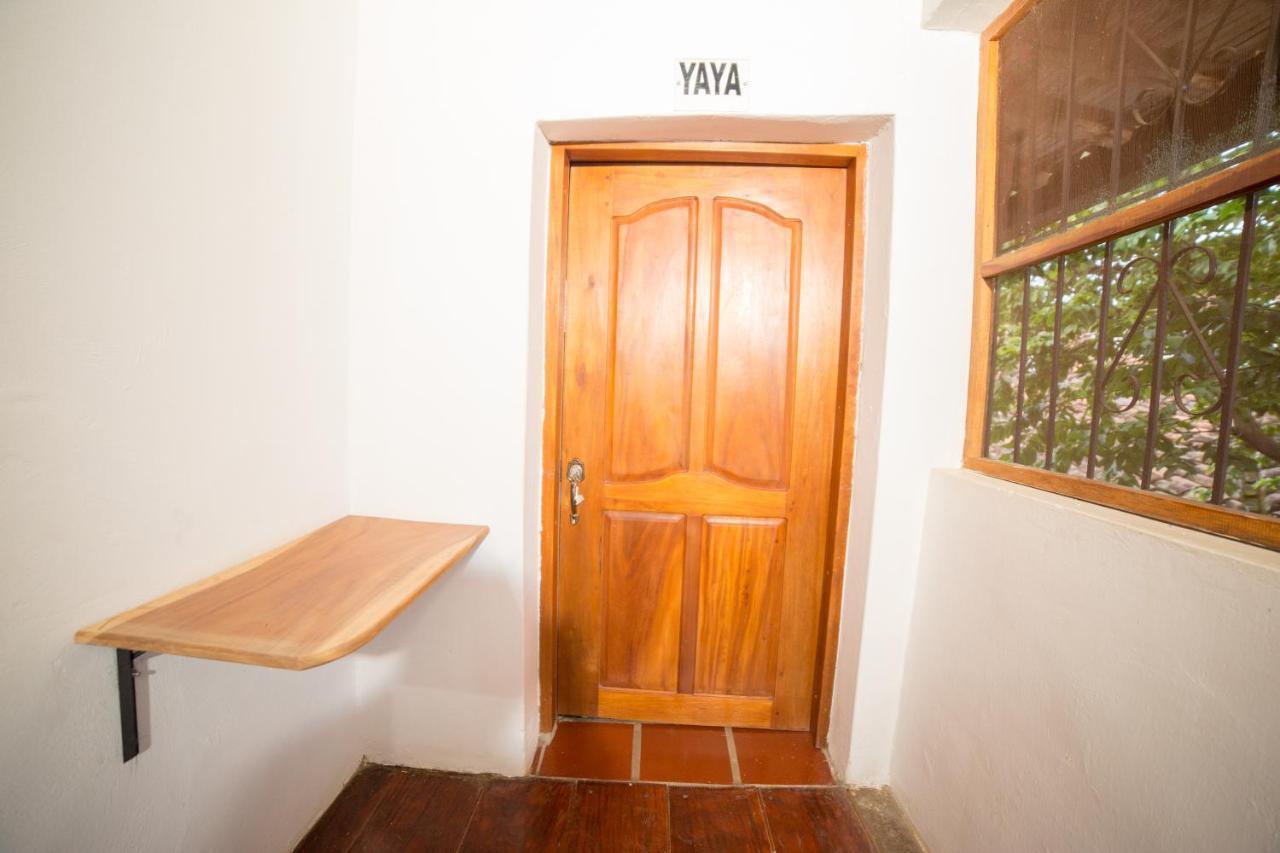 Casa Serrano - Callejon De Don Blas Mompos Exterior foto