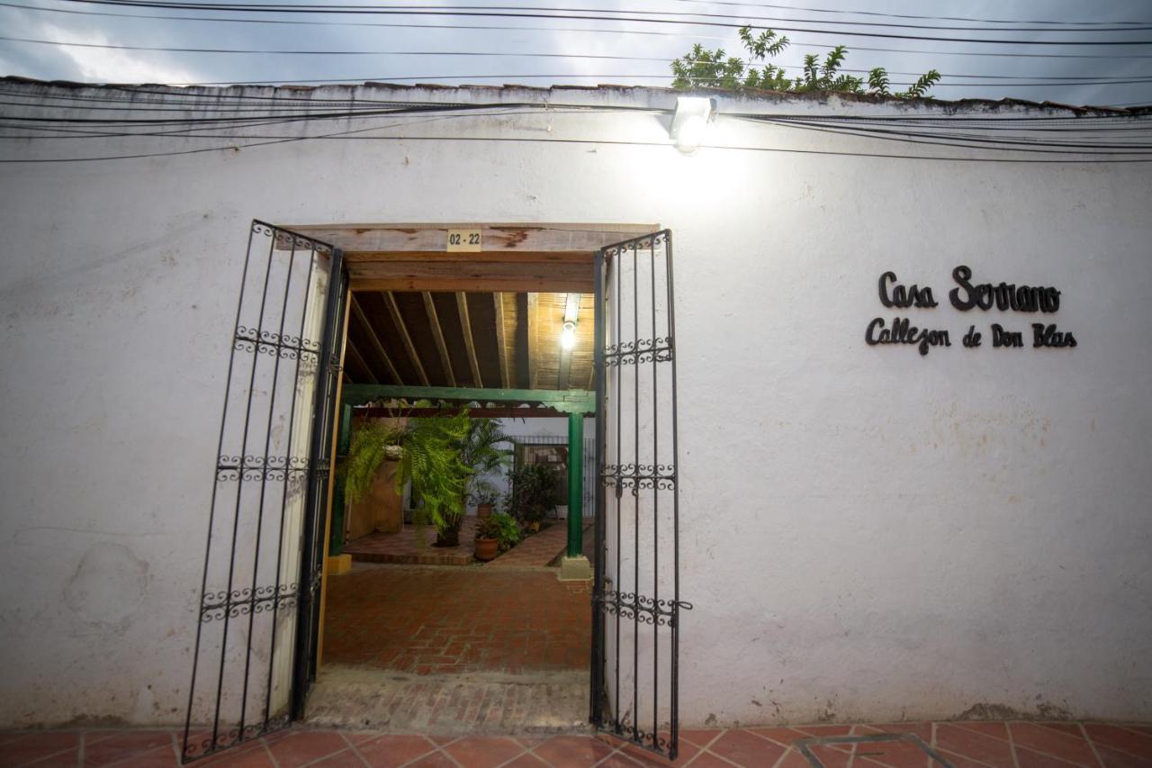 Casa Serrano - Callejon De Don Blas Mompos Exterior foto
