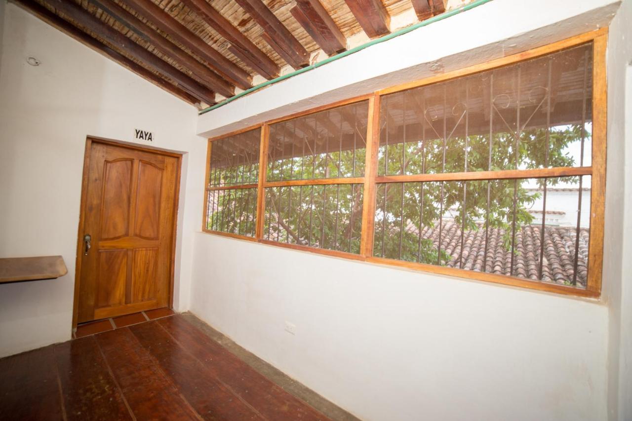 Casa Serrano - Callejon De Don Blas Mompos Exterior foto