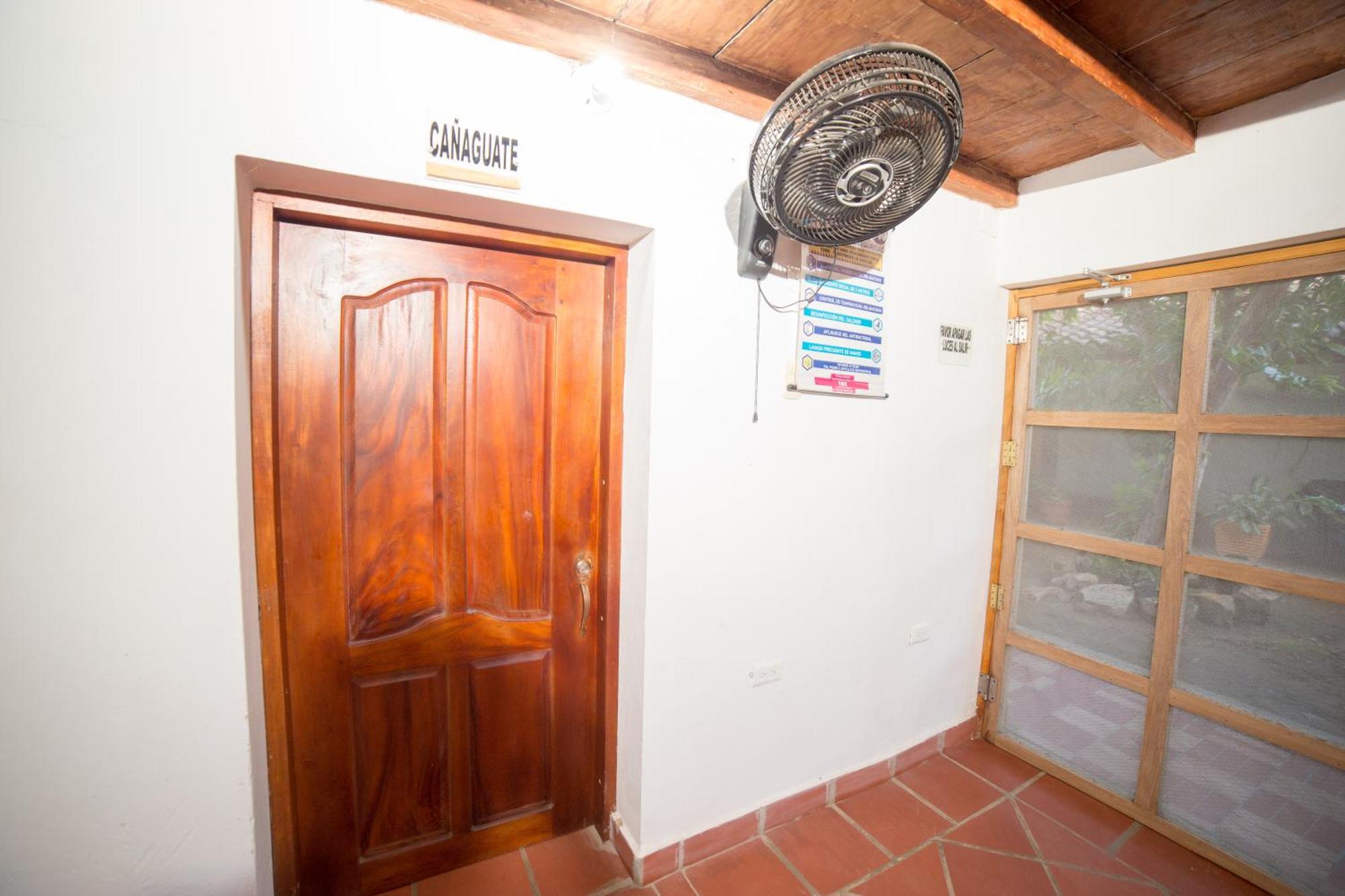 Casa Serrano - Callejon De Don Blas Mompos Exterior foto